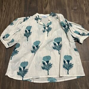 Le Bazar Floral Print Blouse with Teal Accents Size L Lightweight